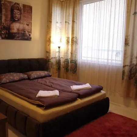 Apartament Апартамент Централ-Топ Център,Ул.Генерал Радецки 17,За 6 Души.